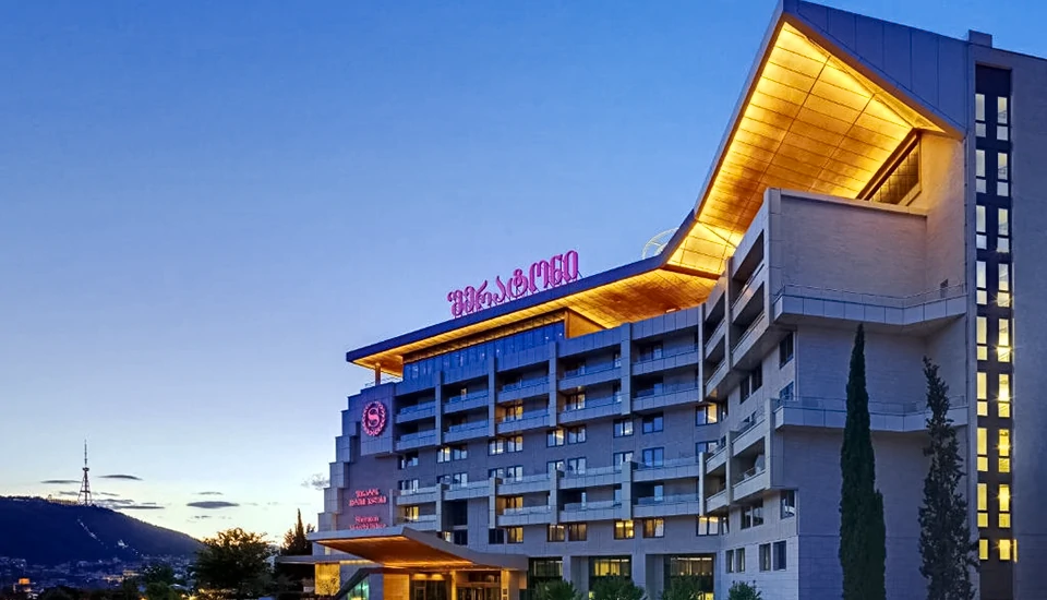 هتل شرایتون گرند متچی تفلیس